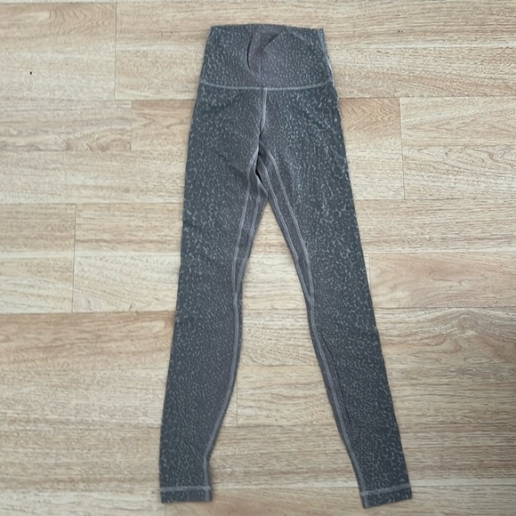 Align 28” leggings - Picture 1 of 4